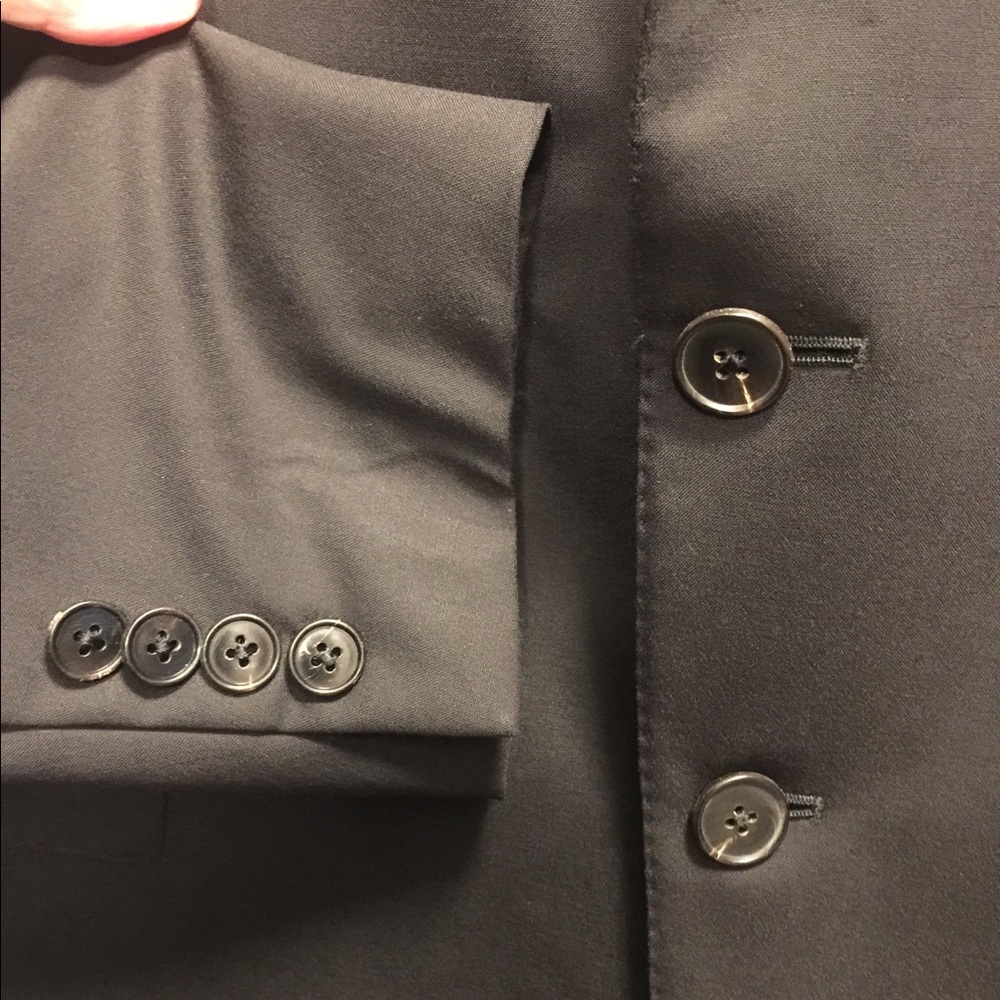 Ermenegildo Zegna Black Blazer 44R Like New FINAL DROP - Picture 4 of 8